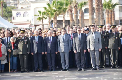 Atatürk Kuşadası’nda da anıldı