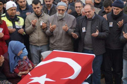 Polis Memuru Aktaş için tören