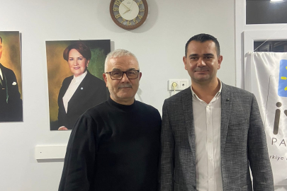 Ertürk: Meclis üyeliğinden de istifa etmeleri onurlu davranış olur